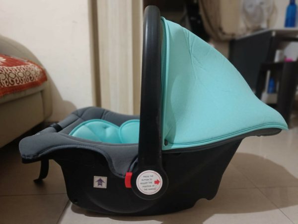 R FOR RABBIT Carry Cot cum Car Seat For Sale