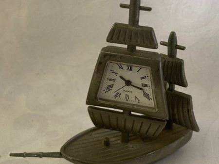 Miniature Ship Clock Online